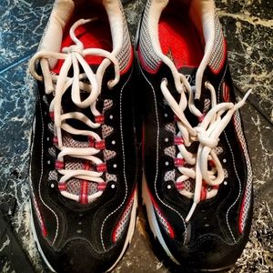 Sketchers shoes